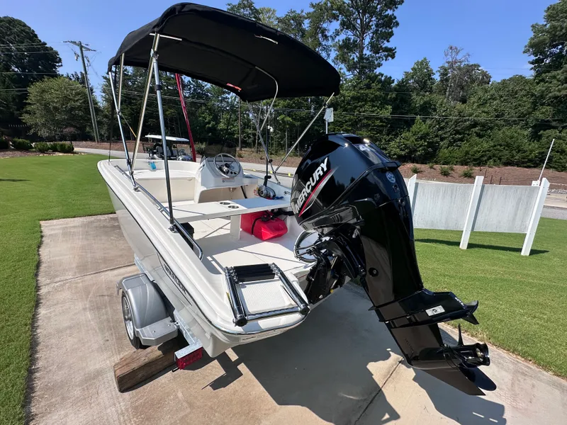 Slide: The Image of Boston Whaler 130 Super Sport 2027 - 6