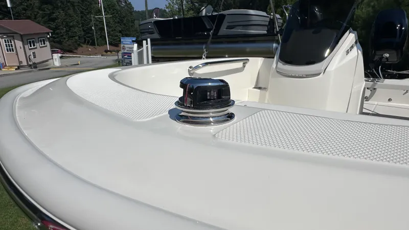 Slide: The Image of Boston Whaler 130 Super Sport 2027 - 39