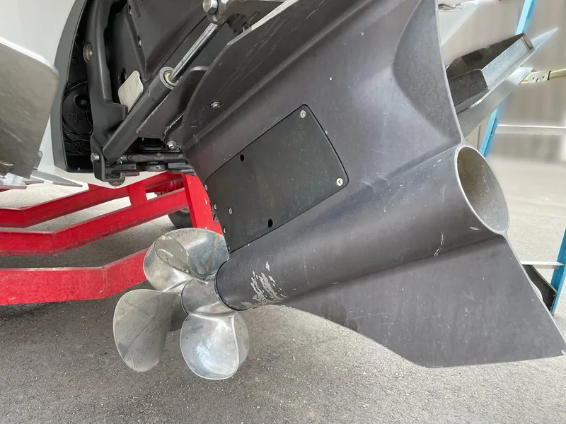 Slide: The Image of Cobalt R3 Surf 2017 - 265