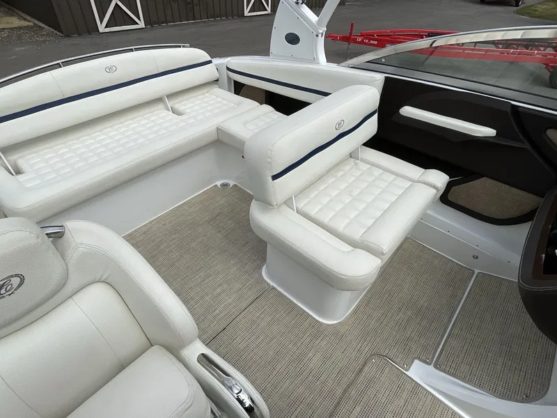 Slide: The Image of Cobalt R3 Surf 2017 - 285