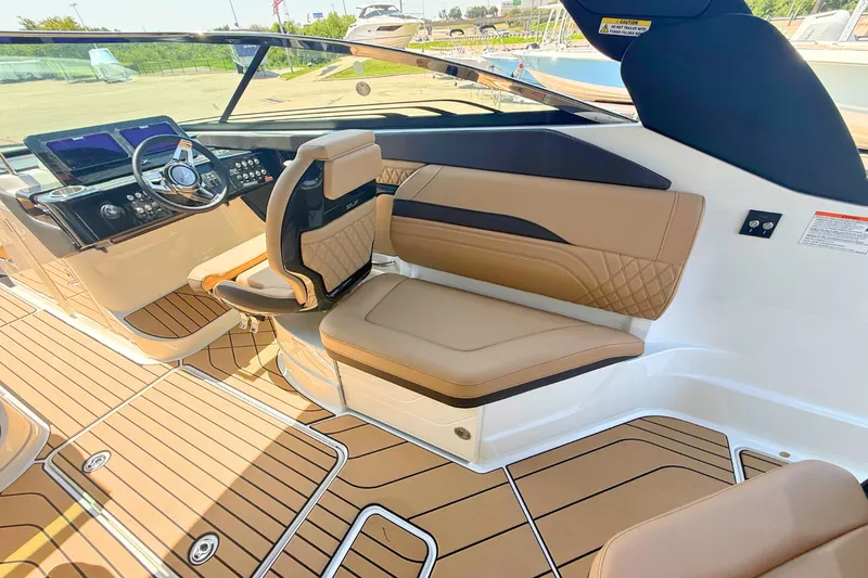 Slide: The Image of Sea Ray 260SLX 2027 - 13