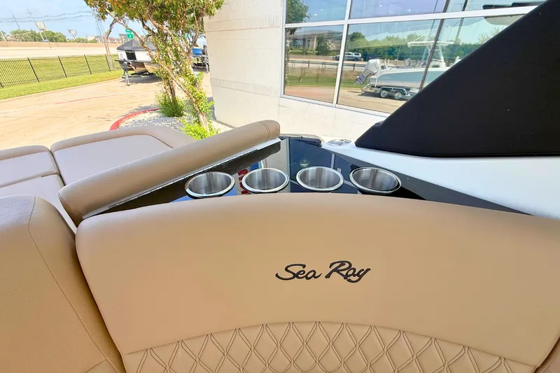 Slide: The Image of Sea Ray 260SLX 2027 - 12