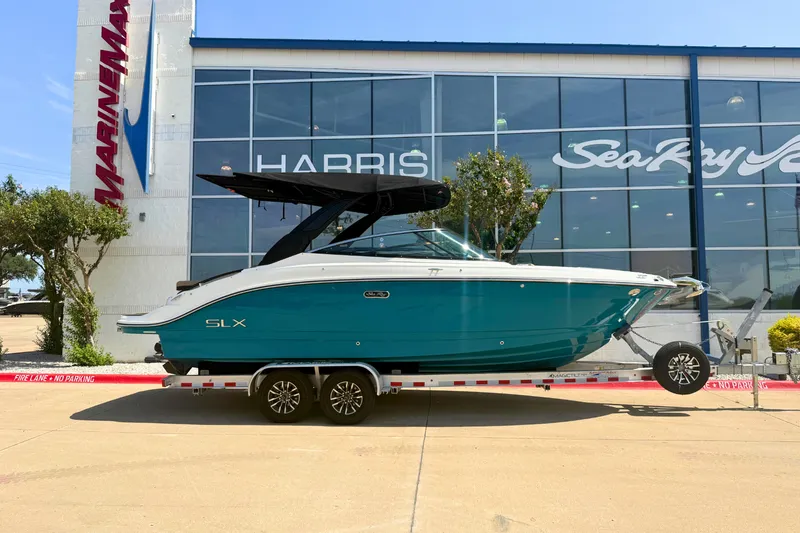 The Image of Sea Ray 260SLX 2027 - 0