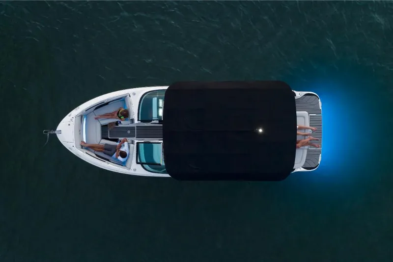Slide: The Image of Sea Ray 260SLX 2027 - 6