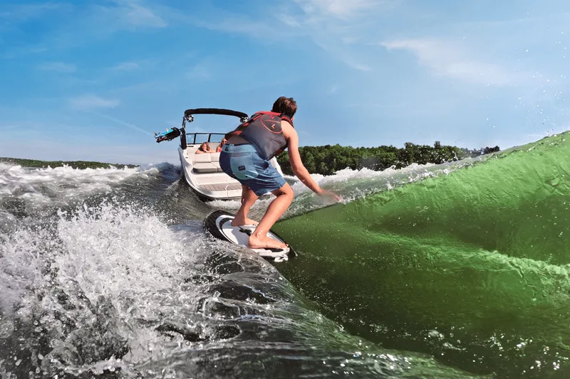 Slide: The Image of Sea Ray SDX 230 Surf 2026 - 8