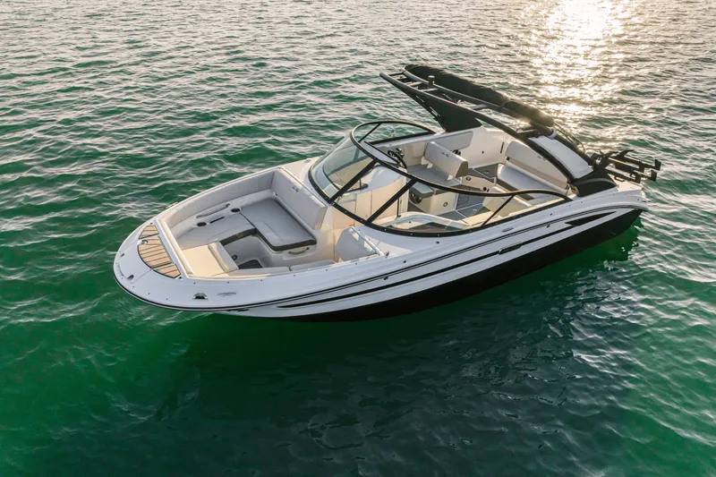 The Image of Sea Ray SDX 230 Surf 2026 - 16