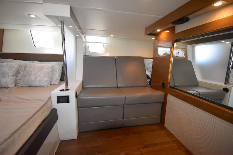 Slide: The Image of Cruisers 45 CANTIUS 2019 - 32