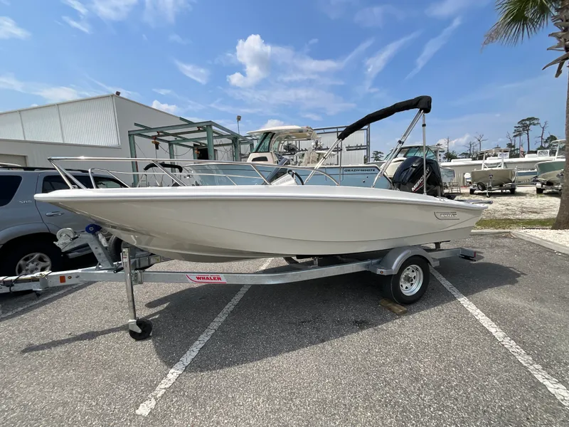 Slide: The Image of Boston Whaler 160 Super Sport 2027 - 10