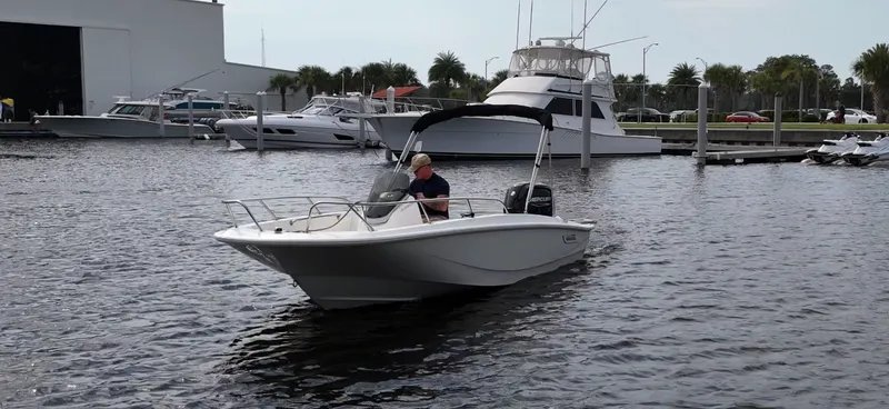 Slide: The Image of Boston Whaler 160 Super Sport 2027 - 42
