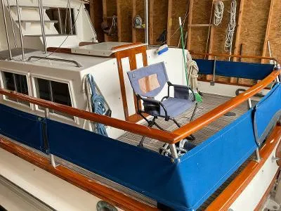 Slide: The Image of COCKPIT SURROUND - 11