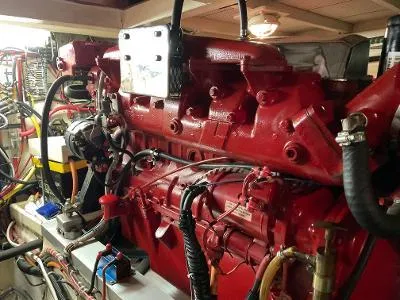 Slide: The Image of FORD LEHMAN IN-LINE 6 (135HP) - 24