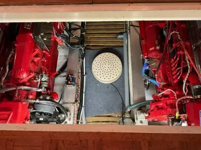 Slide: The Image of CENTER BILGE - 26