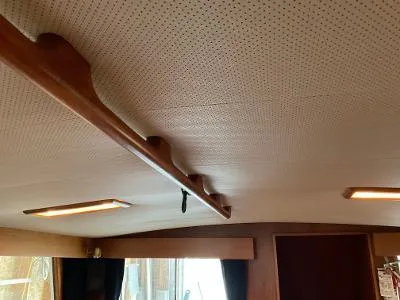 Slide: The Image of SALON HEADLINER - 29