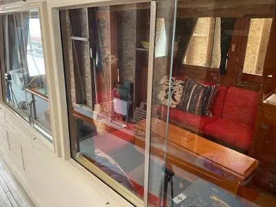 Slide: The Image of WINDOWS - 7