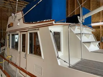 Slide: The Image of TO FLYBRIDGE - 8