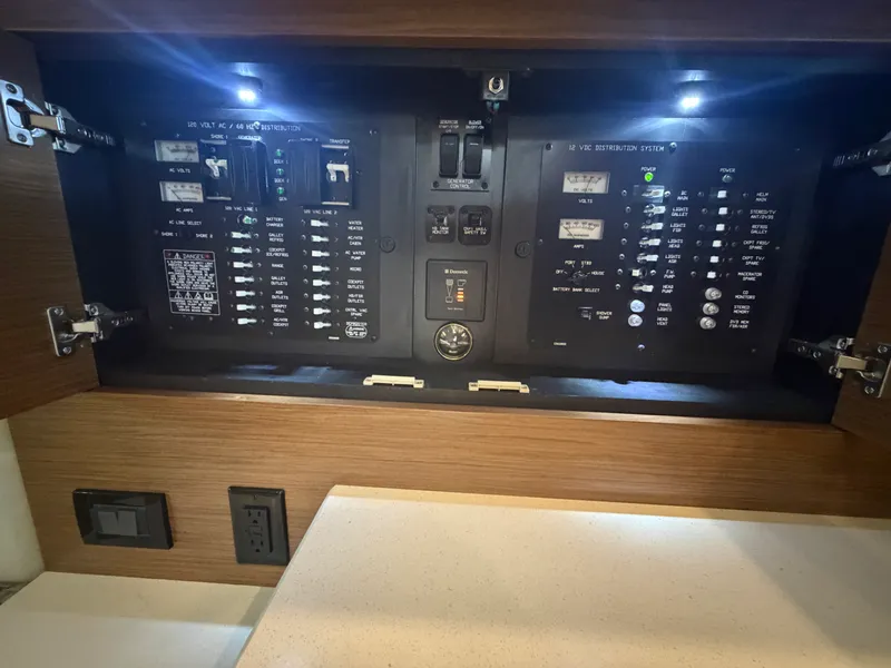 Slide: The Image of Cruisers 390 EC 2015 - 13