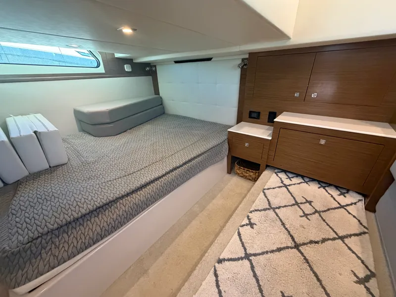 Slide: The Image of Cruisers 390 EC 2015 - 2