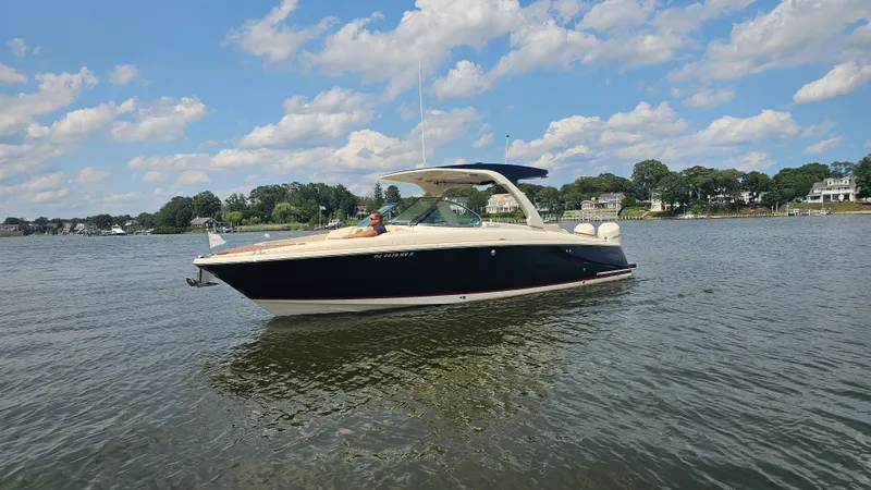 Slide: The Image of Chris-Craft 31 LAUNCH GT 2025 - 3