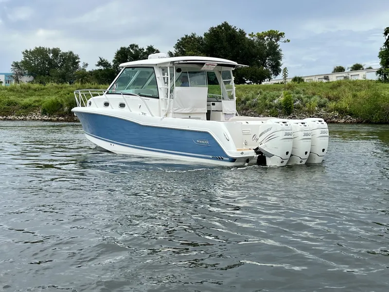 Slide: The Image of Boston Whaler 345 CONQUEST 2019 - 6