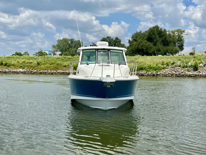 Slide: The Image of Boston Whaler 345 CONQUEST 2019 - 3