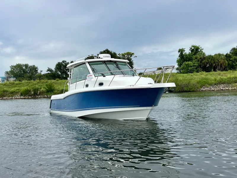 Slide: The Image of Boston Whaler 345 CONQUEST 2019 - 10