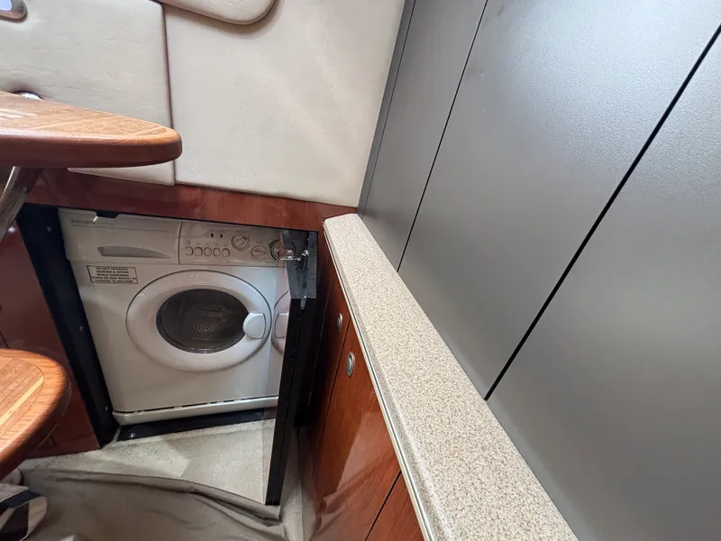 Slide: The Image of Sea Ray 50 SUNDANCER 2003 - 17