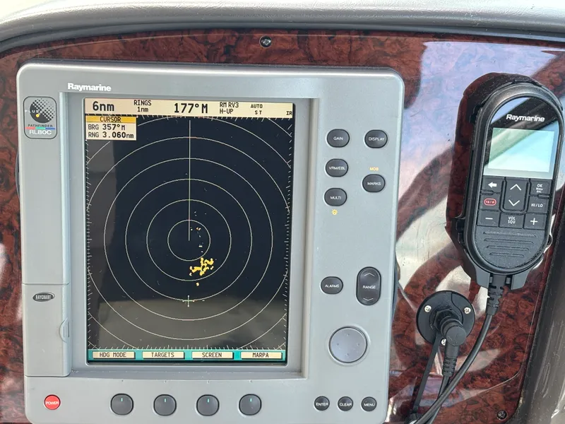 Slide: The Image of Sea Ray 50 SUNDANCER 2003 - 9