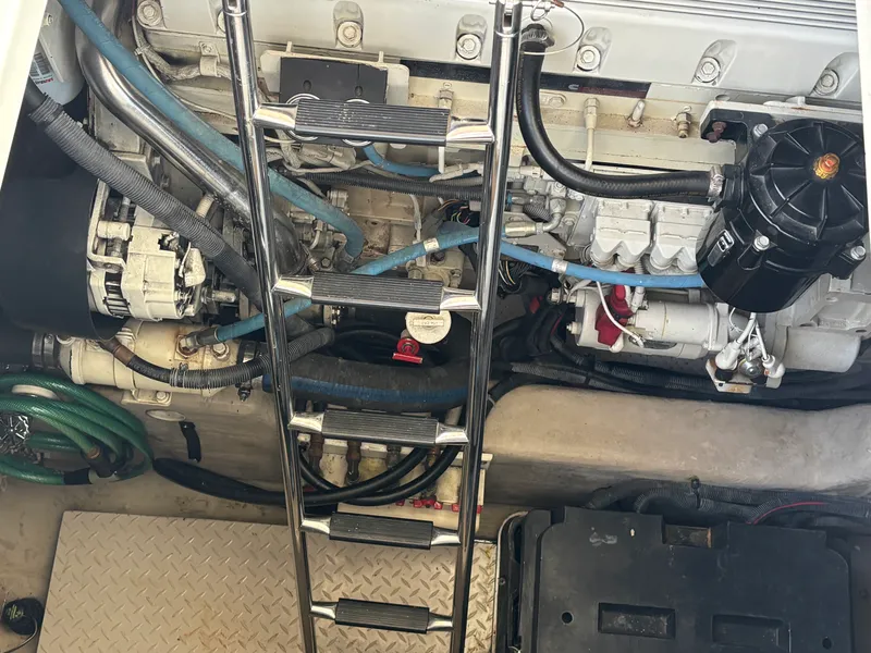 Slide: The Image of Sea Ray 50 SUNDANCER 2003 - 28