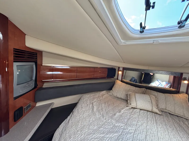 Slide: The Image of Sea Ray 50 SUNDANCER 2003 - 24