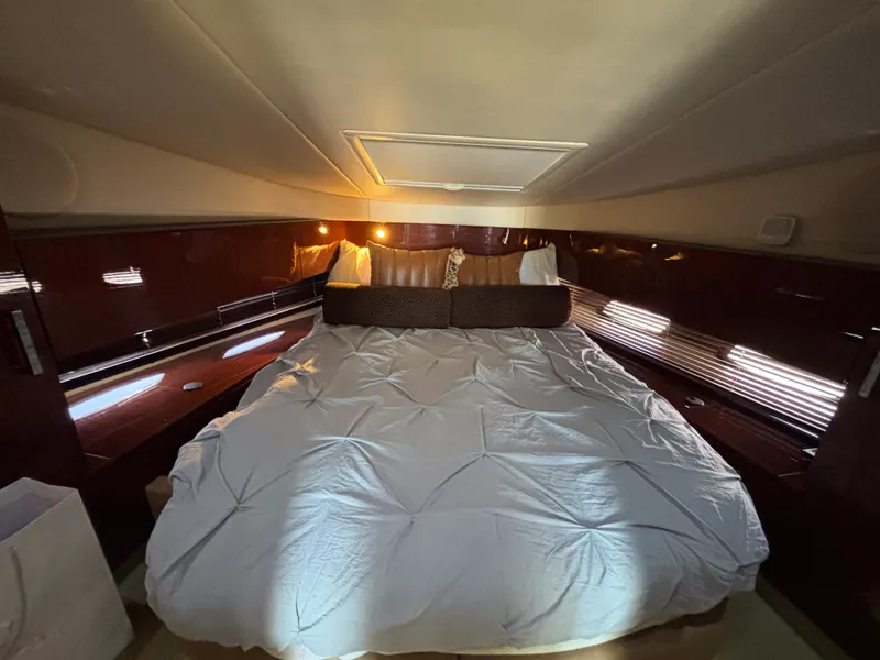 Slide: The Image of Sea Ray 470 SUNDANCER 2012 - 19