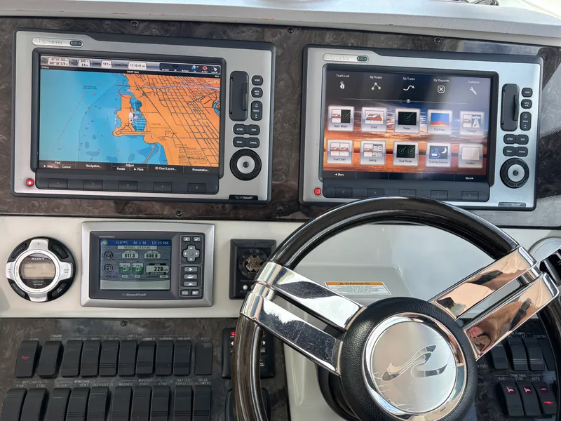 Slide: The Image of Sea Ray 470 SUNDANCER 2012 - 15