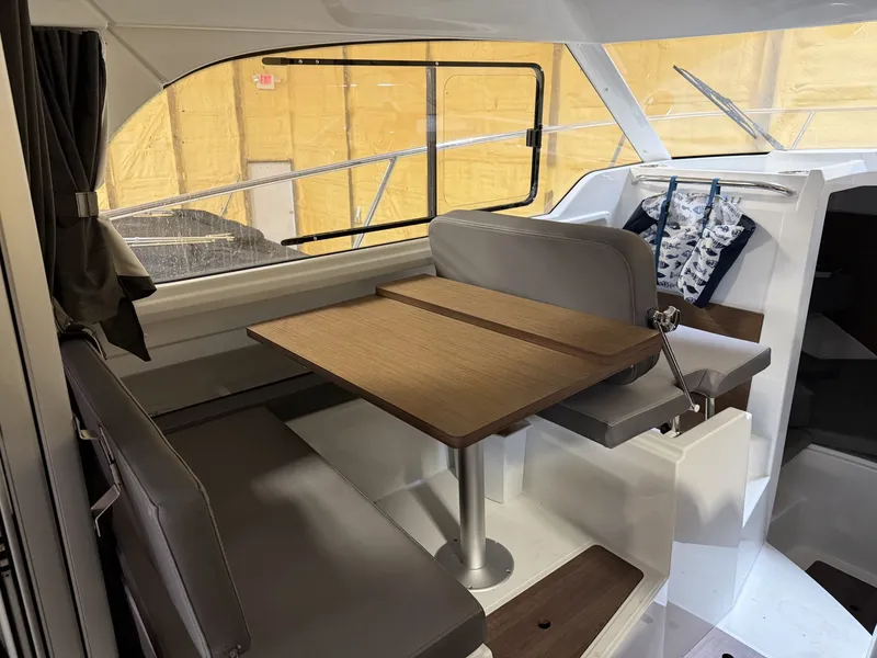 Slide: The Image of Beneteau ANTARES 8 2024 - 13