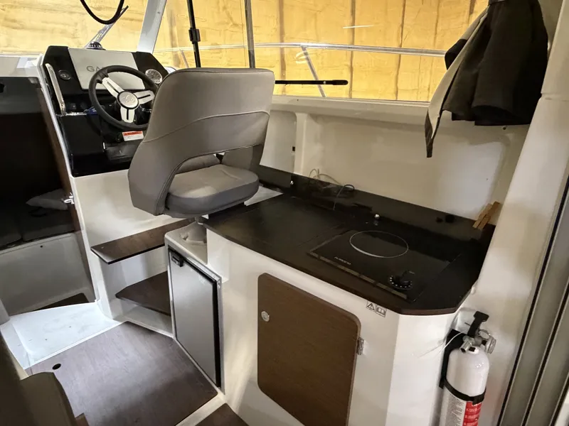 Slide: The Image of Beneteau ANTARES 8 2024 - 5