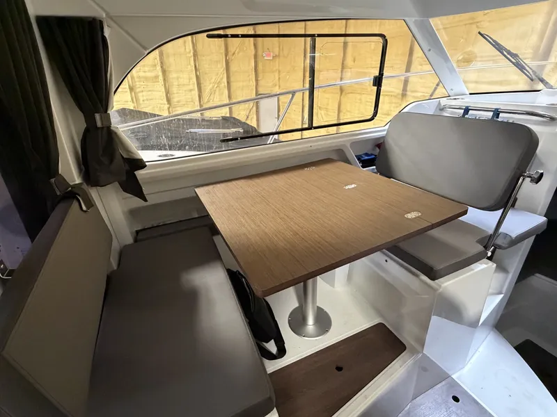 Slide: The Image of Beneteau ANTARES 8 2024 - 16