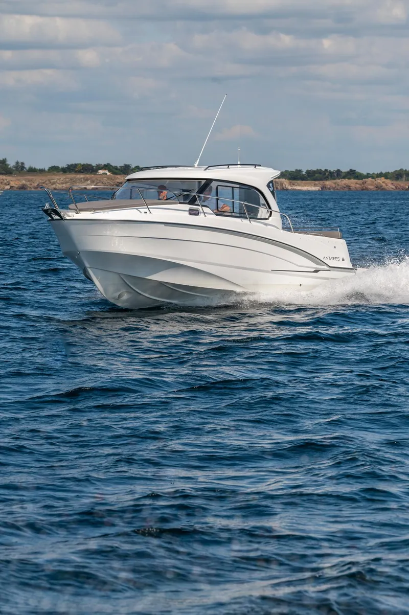 Slide: The Image of 2023 Antares 8 V2 boat cruising on open water. - 4