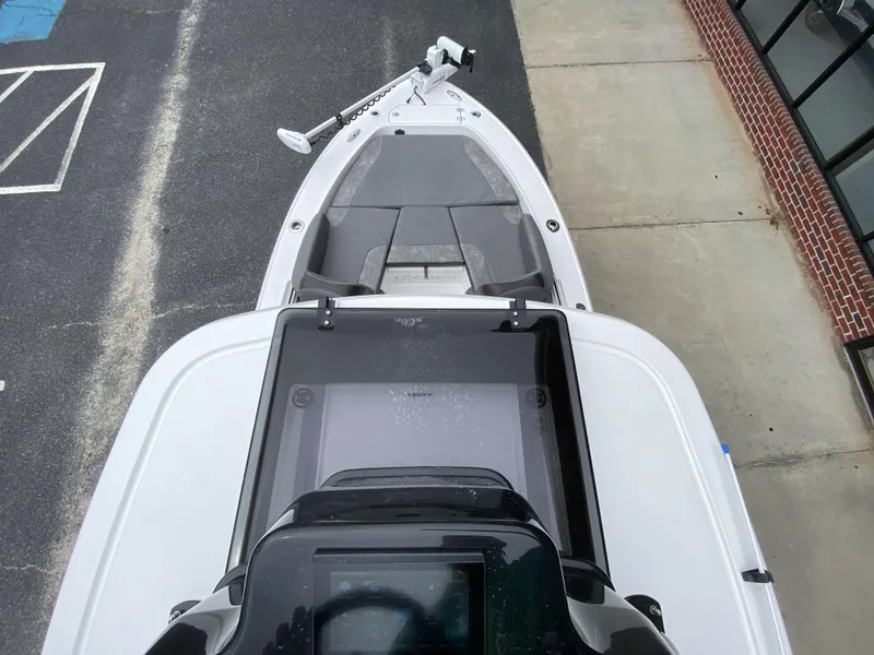 Slide: The Image of 2022 Crevalle 26 HCO boat, top view of bow and console. - 35