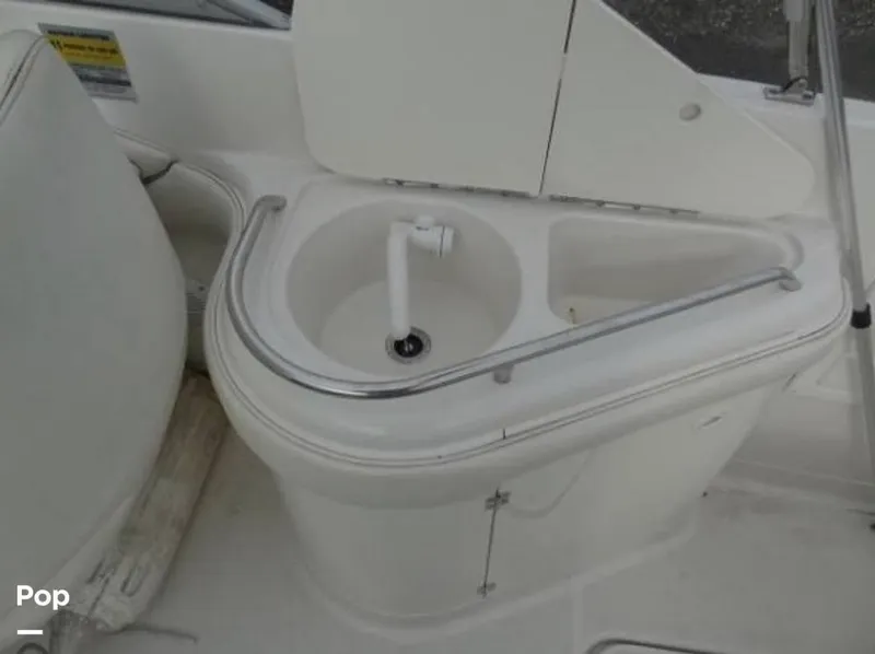 Slide: The Image of 2004 Monterey 248LSC for sale in Old Saybrook, CT - 15