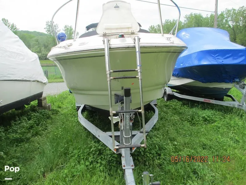 Slide: The Image of 2004 Monterey 248LSC for sale in Old Saybrook, CT - 16