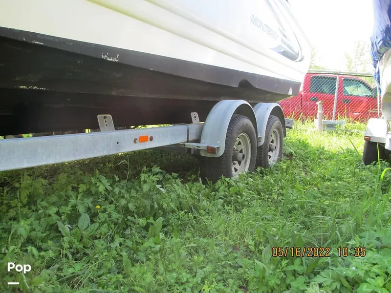 Slide: The Image of 2004 Monterey 248LSC for sale in Old Saybrook, CT - 58