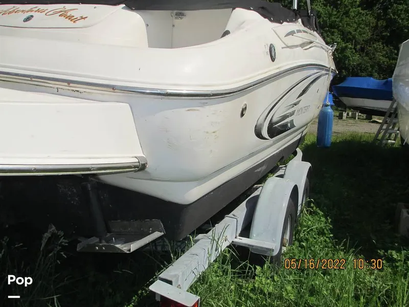 Slide: The Image of 2004 Monterey 248LSC for sale in Old Saybrook, CT - 75