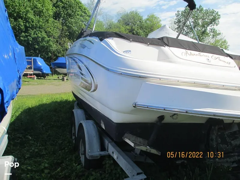 Slide: The Image of 2004 Monterey 248LSC for sale in Old Saybrook, CT - 76