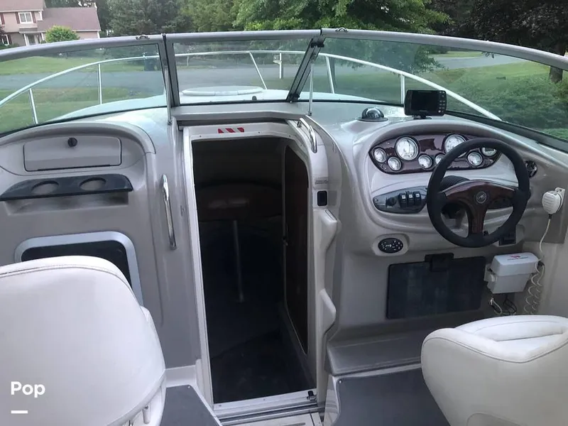 Slide: The Image of 2004 Monterey 248LSC for sale in Old Saybrook, CT - 8