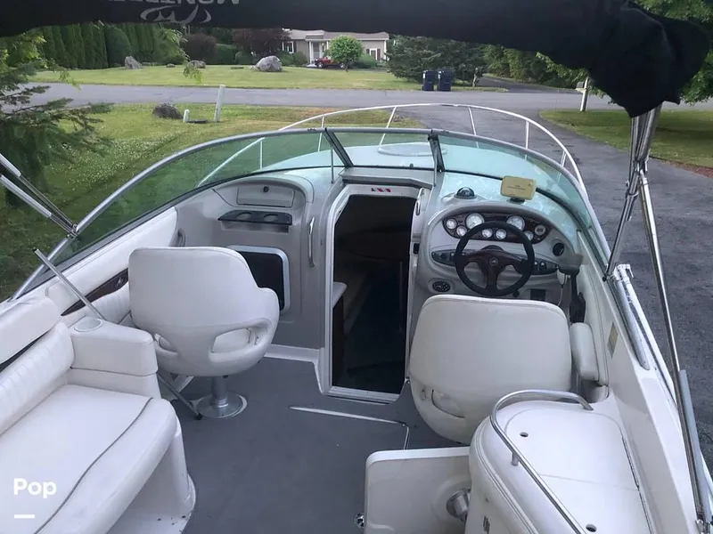 Slide: The Image of 2004 Monterey 248LSC for sale in Old Saybrook, CT - 9