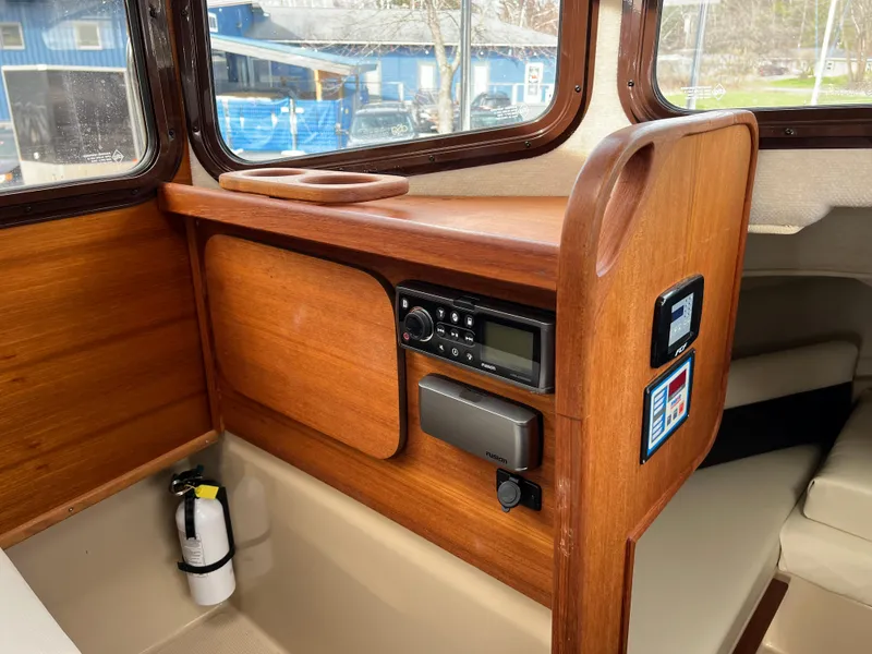 Slide: The Image of Ranger Tug R-27 2013 - 59