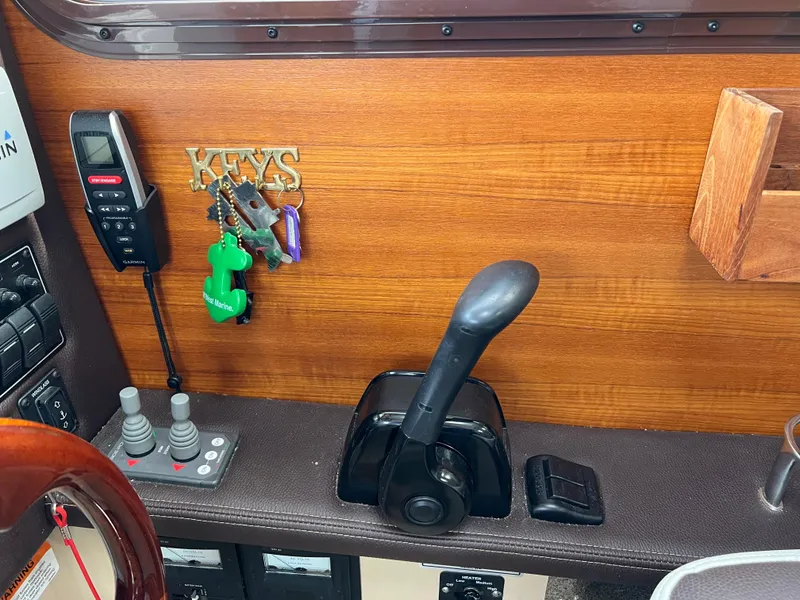 Slide: The Image of Ranger Tug R-27 2013 - 62