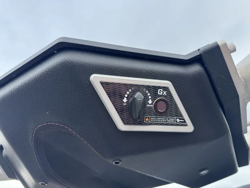 Slide: The Image of Malibu 24 MXZ 2019 - 9