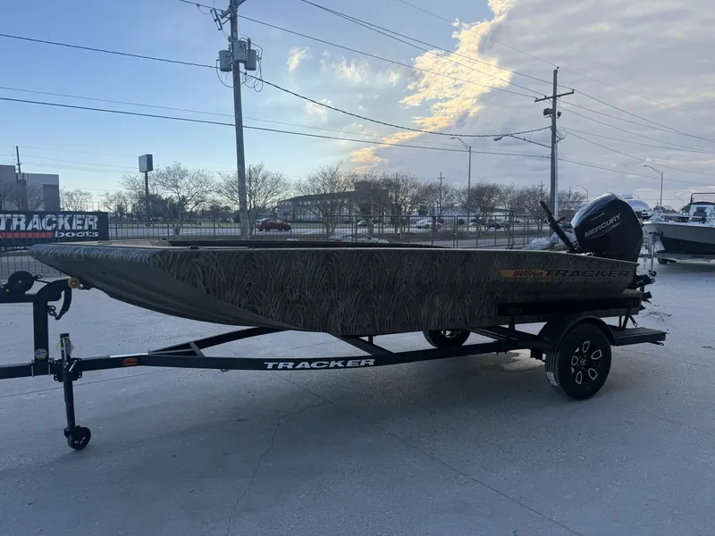 Slide: The Image of Tracker Grizzly 1756 T Marsh 2026 - 6