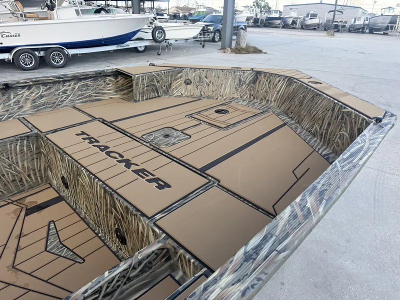 Slide: The Image of Tracker Grizzly 1756 T Marsh 2026 - 9