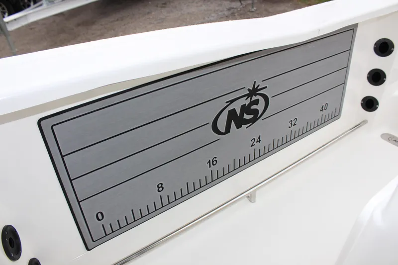 Slide: The Image of NauticStar 251 Hybrid 2023 boat with built-in measuring ruler. - 17