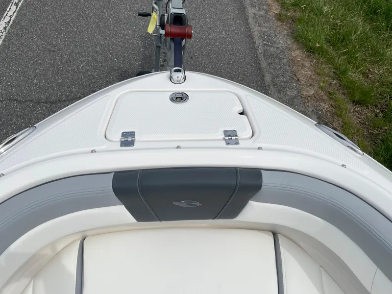 Slide: The Image of 2024 Chaparral 21 SSi OB boat bow view on trailer. - 5